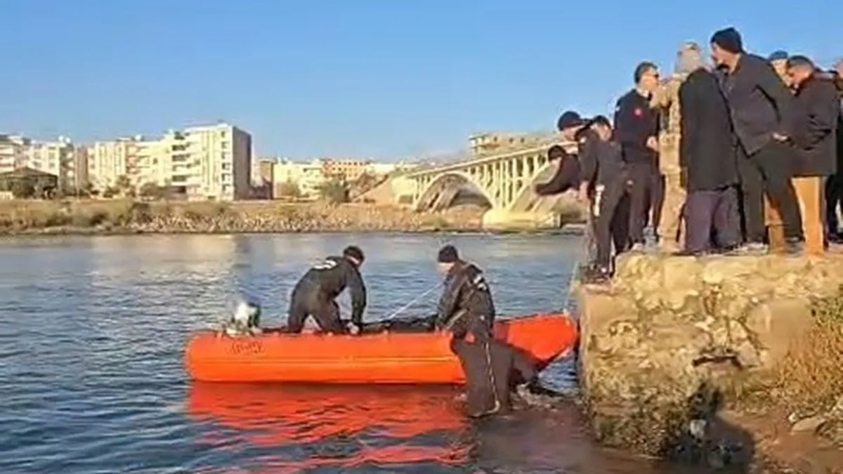 Şırnak'ta nehre düşen terliğini almak isteyen çocuk suya kapılarak öldü
