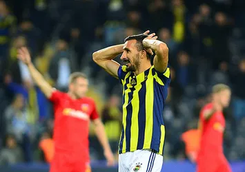 Fenerbahçe'de fatura Mehmet Topal'a kesildi