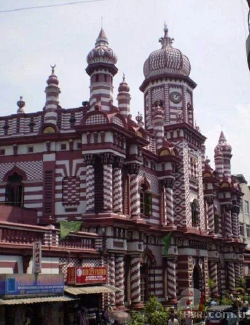 Dünyanın en ilginç camileri 24