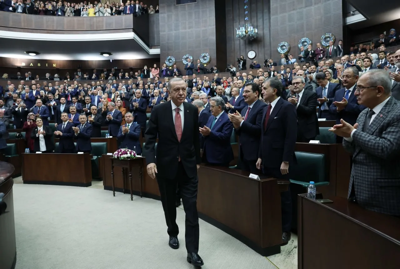 Son dakika: Başkan Erdoğan'dan AK Parti Grup Toplantısı'nda önemli açıklamalar! Suriye'ye kara harekatı mesajı