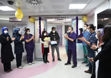 520 gramdan 410'a düşmüştü! Nisa bebek tam 142 gün sonra taburcu edildi