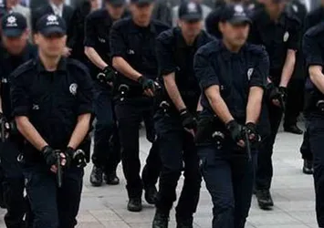 Emniyet'te ikinci dalga: 6 bin 800 polis meslekten alınacak