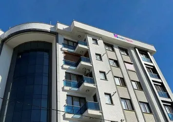 Pendik'te korkunç olay! Down sendromlu genç 40 günlük bebeği camdan attı