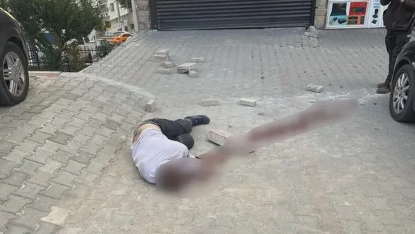 ankarada-tuyler-urperten-vahset-tartistigi-enistesini-kaldirim-tasiyla-oldurdu-1663772053400.jpg Ankara’da tüyler ürperten vahşet! Tartıştığı eniştesini kaldırım taşıyla öldürdü - 5