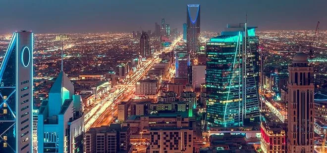 Suudi Arabistan’da petrol fiyatlarının düşmesi nedeniyle harcamalar kısıldı