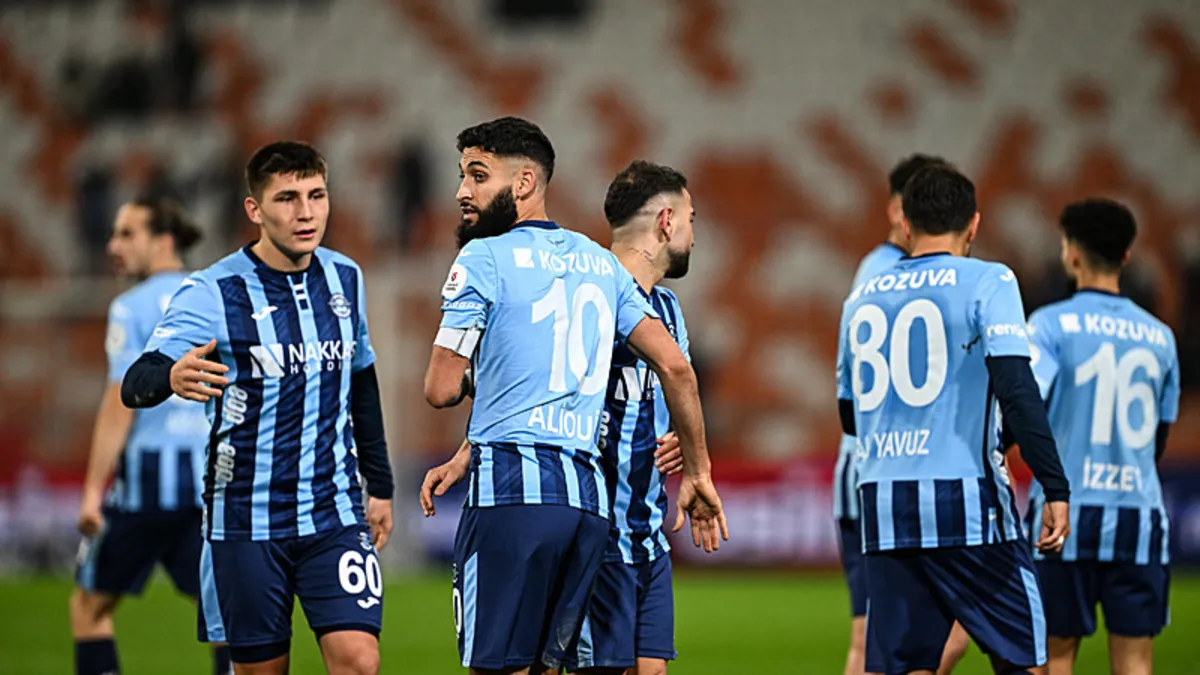 Adana Demirspor Süper Lig'e veda etti!