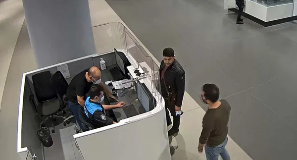 Aranan terörist Rıdvan Bayram Türkiye'ye giriş yaparken yakalandı - 2