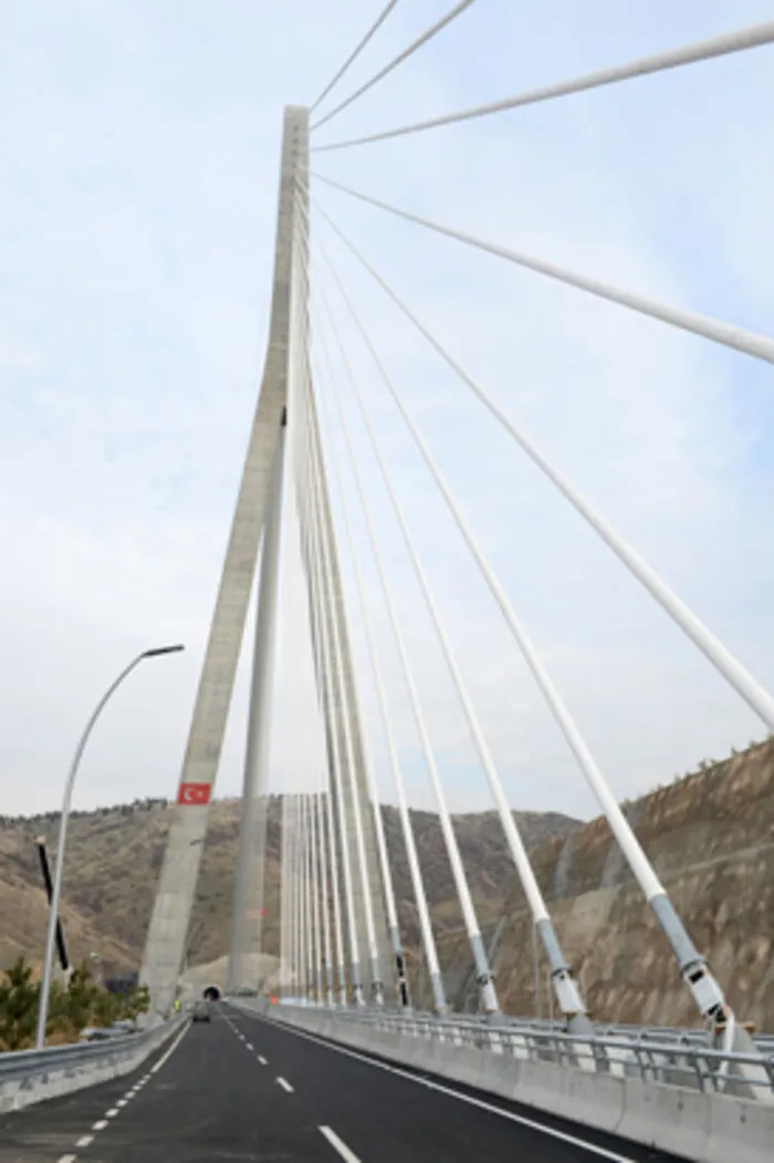 Başkan Erdoğan ’sembol olacak’ dedi! Tek pilon detayı