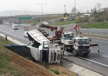 Kuzey Marmara Otoyolu'nda kaza!