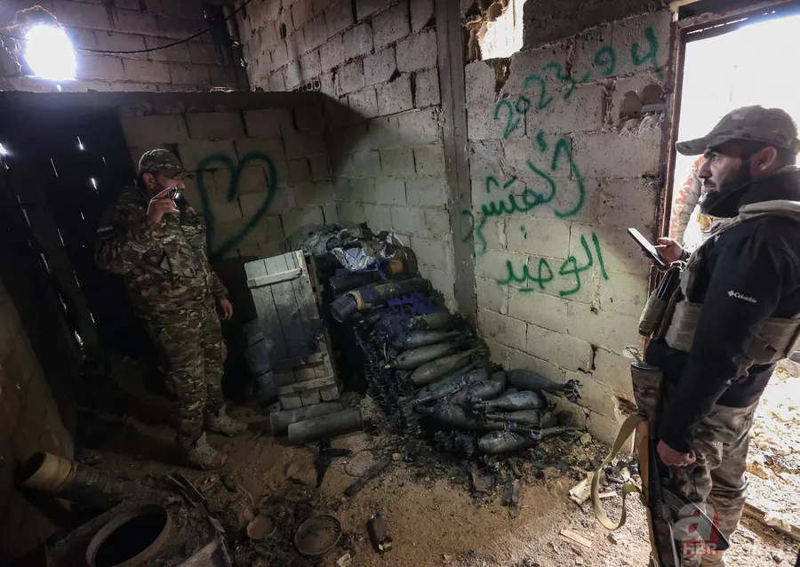 Suriye’de YPG'nin tünel ağı ortaya çıktı: Evlerin altından cephanelik, hastane ve gizli geçitler 13