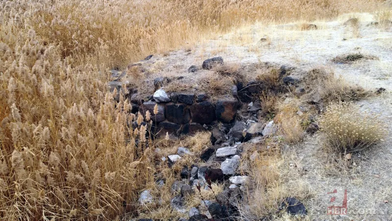 Sıradan bir taş sandılar ama işin aslı farklı çıktı! 2 bin 750 yıl önce kullanmışlar... 8