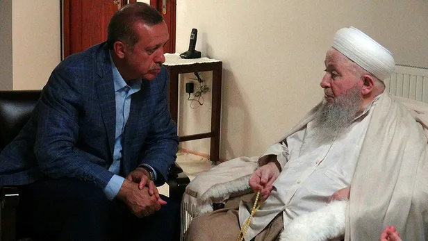 Mahmut Ustaosmanoğlu neden öldü? İsmailağa cemaati lideri Mahmut Ustaosmanoğlu kimdir, kaç yaşındaydı?