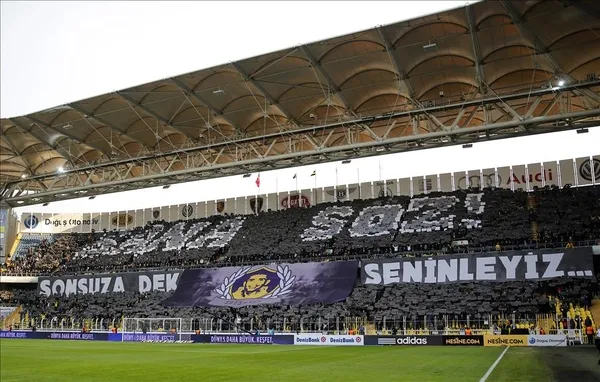 fenerbahcede-stadyumun-ismi-degissin-talebi-1669332615141.jpg Fenerbahçe'de "Kadıköy'deki stadyumun ismi değişsin" talebi - 3