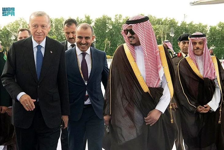 Başkan Recep Tayyip Erdoğan Suudi Arabistan’da böyle karşılandı! İşte o kareler...