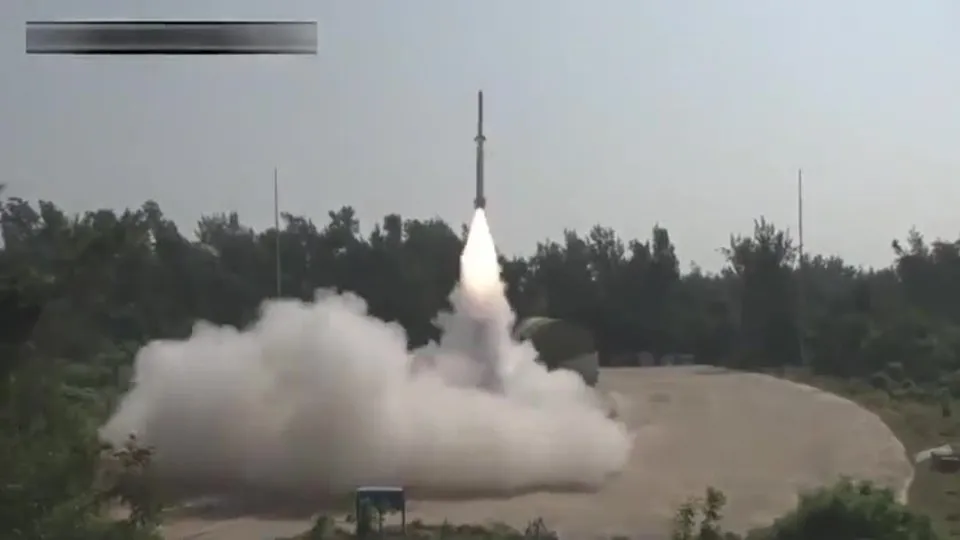 Hindistan AD-1 füzesini test etti