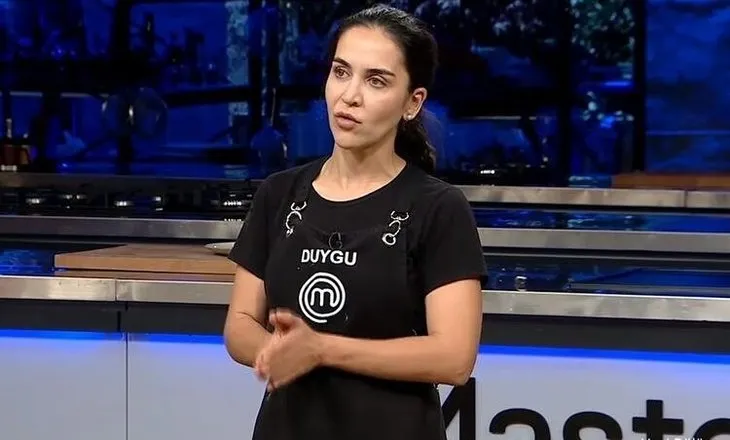 Masterchef Duygu kendisini aldatan nişanlısıyla barıştı!