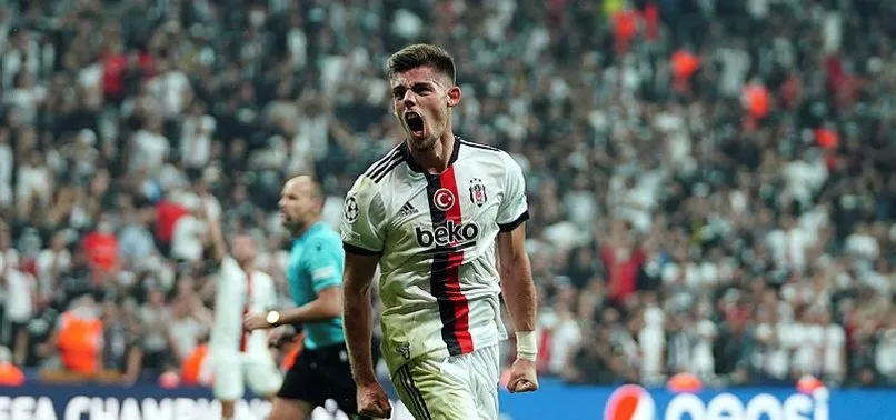 Ajax BJK şifresiz veren kanallar hangileri? Ajax Beşiktaş maçı şifresiz izleme yolları!