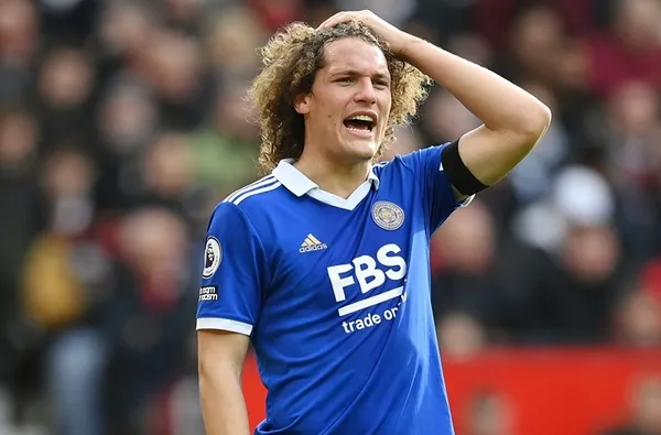 Galatasaray’dan stoper için takas teklifi! Yunus Akgün İngiltere yolcusu...