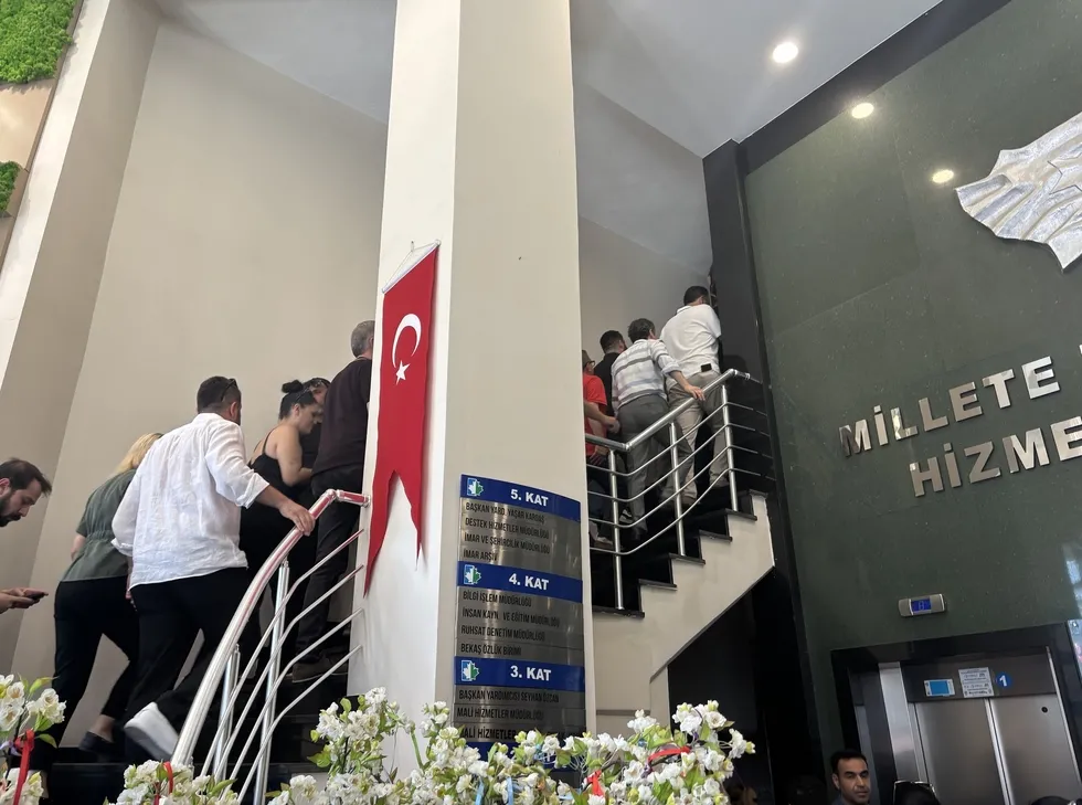 izmit-belediyesi-sorusturmasinda-3-kilo-altin-iddiasi-1784881394473.jpg İzmit Belediyesi (İHA)