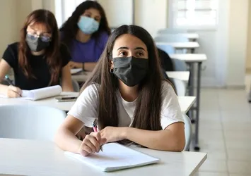 Milli Eğitim Bakanı Mahmut Özer açıkladı: O kitaplar ücretsiz verilecek