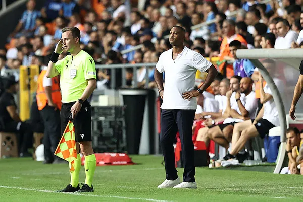 Adana’da 10 numara akşam! Temsilcimiz eksik kalmasına rağmen turladı! Adana Demirspor 2-1 Cluj