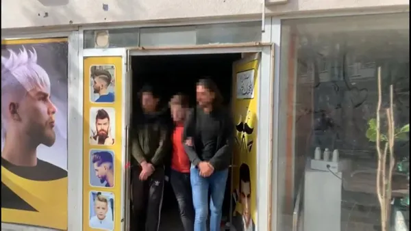 Son dakika: Tuzla'da kaçak göçmenlerin saklandığı 'Şok Evi'ne baskın - 3