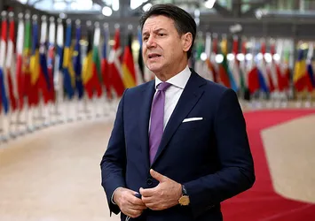 İtalya Başbakanı Giuseppe Conte'den koronavirüs açıklaması: Daha sıkı tedbirler almalıyız