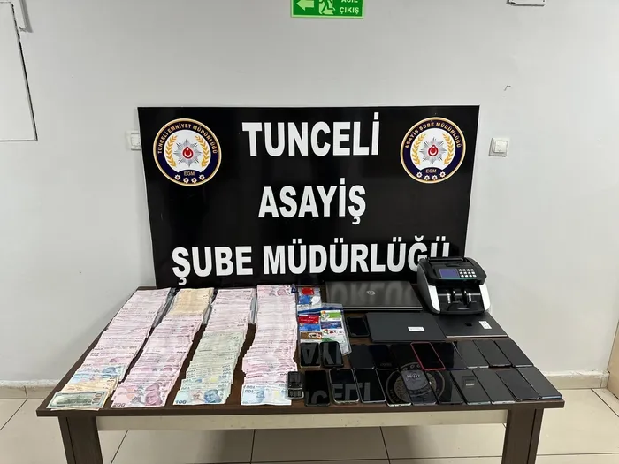 1717145032956.jpg Tunceli'de "mutlu sonla biten masaj" vurgunu! İlana inandı göğüs ve dudak silikonu teminatı adı altında dolandırıldı - 3