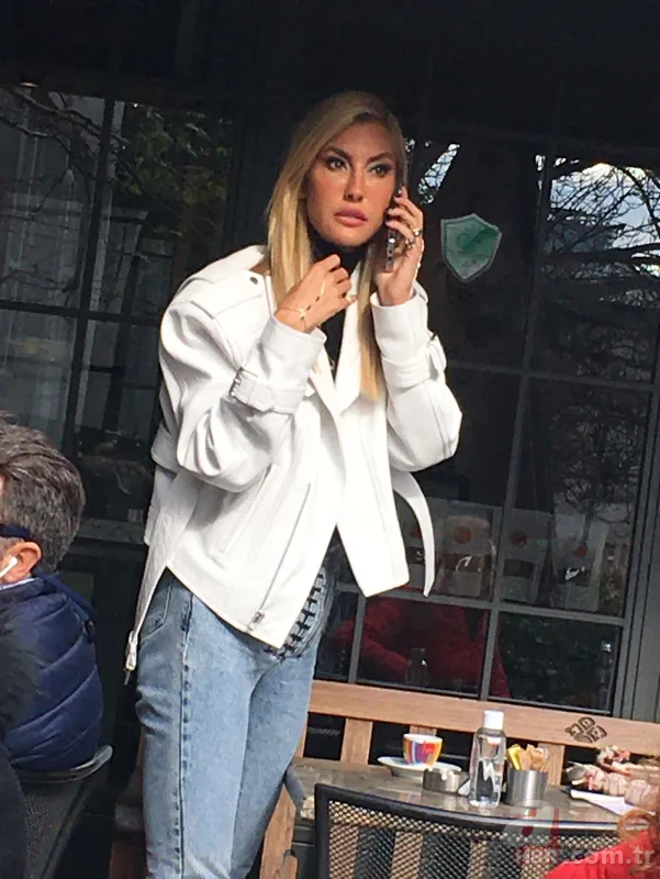 Ünlü model Çağla Şıkel ablası Berna Şıkel’i paylaştı, gören şaştı kaldı! Takipçilerinden dikkat çeken yorum “Estetiksiz Çağla” 3