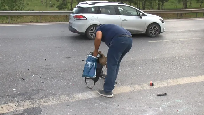 Son dakika: Büyükçekmece'de feci kaza: Otomobil takla attı! Sürücüsü yaralandı - 3