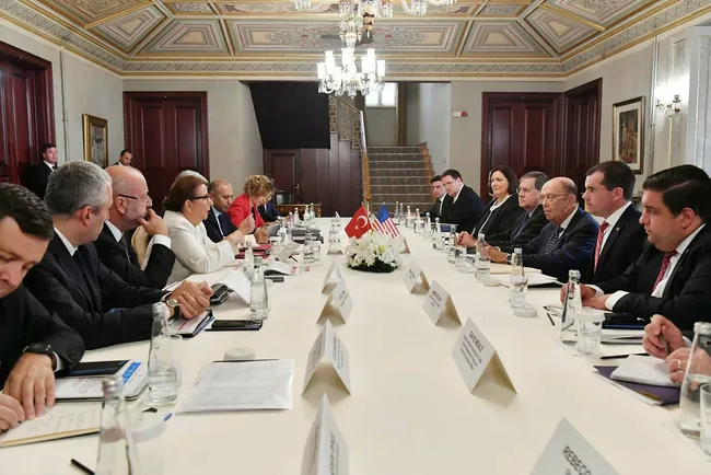 ABD Ticaret Bakanı Wilbur Ross: Yatırımda Çin'i değil Türkiye'yi tercih edin - 3