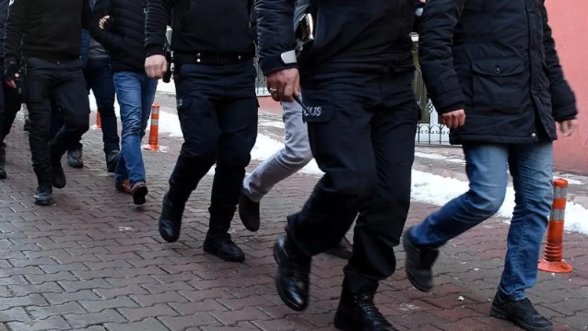 8 ilde suç örgütlerine operasyon: 2.5 milyar TL'lik şüpheli işlem yapan 73 kişi yakalandı