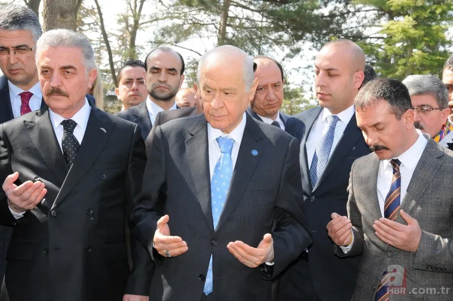 Devlet Bahçeli, Ertuğrul Gazi Türbesi’ni ziyaret etti 22