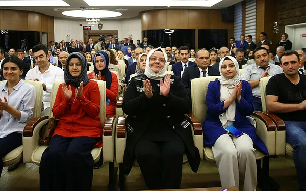 Kamuya 425 şehit yakını ve gazi atandı - 1