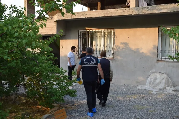 Malatya'da şüpheli ölüm! Aldığı sıvı madde sonrası fenalaşan şahıs hastanede öldü - 2