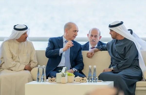 1706638398542.jpg TBMM Başkanı Kurtulmuş BAE Devlet Başkanı Al Nahyan ile görüştü! Başkan Erdoğan'dan BAE'ye kritik ziyaret: Tarih belli oldu - 2
