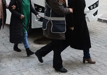 İstanbul merkezli 7 ilde FETÖ/PDY operasyonu