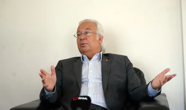 Eşref Hamamcıoğlu listelerini divan kuruluna verdi! İşte listesinde yer alan isimler