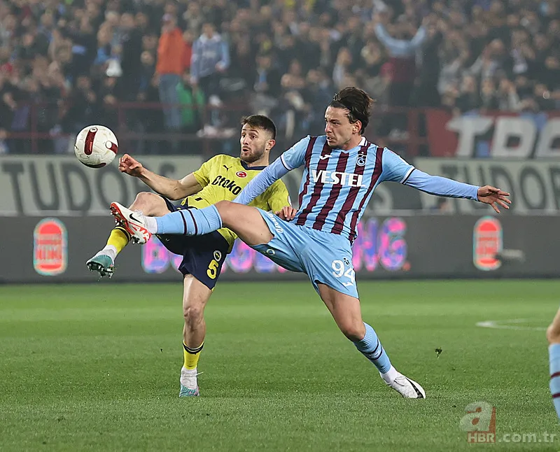 Olaylı Trabzonspor Fenerbahçe maçı sonrası Halil Umut Meler'e şok sözler: 3 puanı hediye etti 22