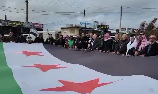 suriyelilerden-pkkya-yonelik-baslatilan-pence-kilic-hava-harekatina-destek-umudumuz-turkiye-1669375421639.jpg Suriyelilerden PKK'ya yönelik başlatılan Pençe Kılıç Hava Harekatı'na destek! Umudumuz Türkiye - 3