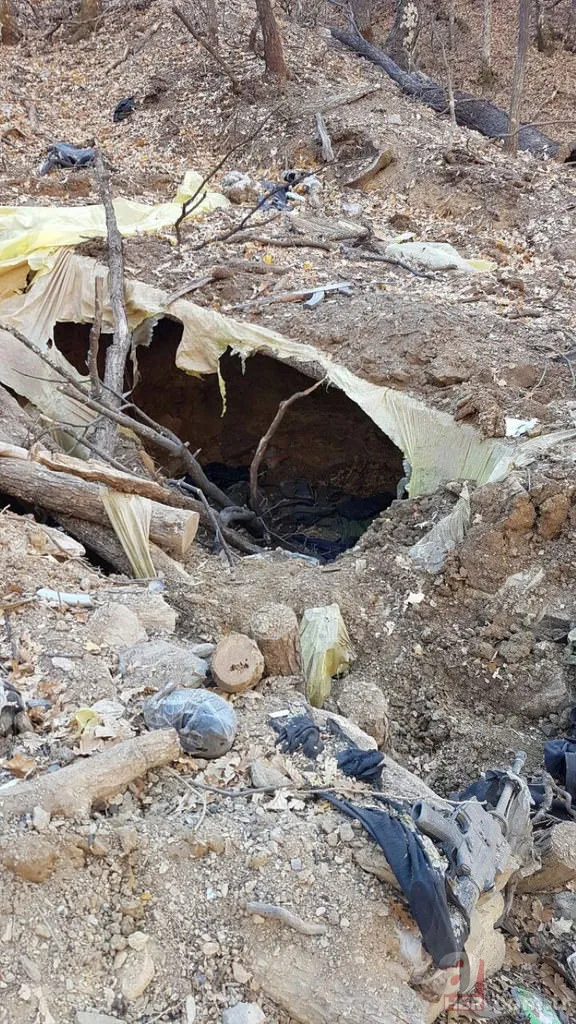 Tunceli'deki operasyonda ele geçirilenler 8