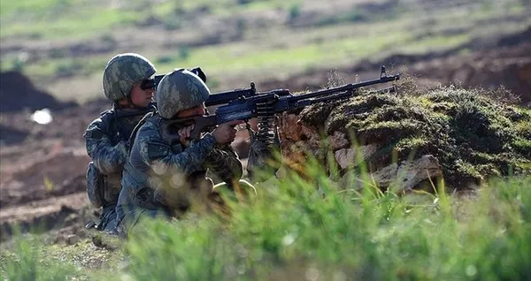 hdpli-hisyar-ozsoydan-skandal-sozler-olasi-sinir-otesi-harekati-hedef-alip-turkiyeyi-tehdit-etti-agir-fatura-o-1659714127305.jpg HDP'li Hişyar Özsoy'dan skandal sözler! Olası sınır ötesi harekatı hedef alıp Türkiye'yi tehdit etti: Ağır fatura ödersiniz - 6