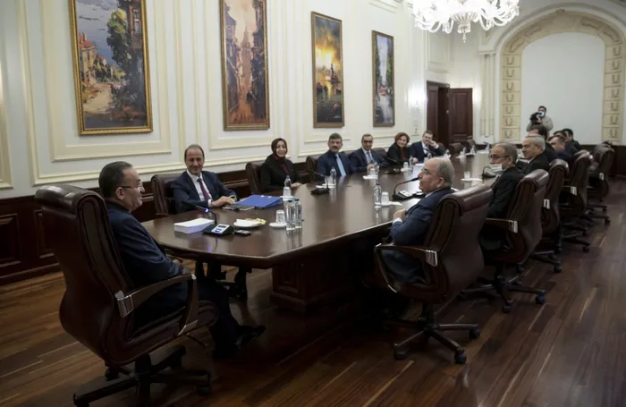 Adalet Bakanı Bekir Bozdağ HSK üyelerini kabul etti