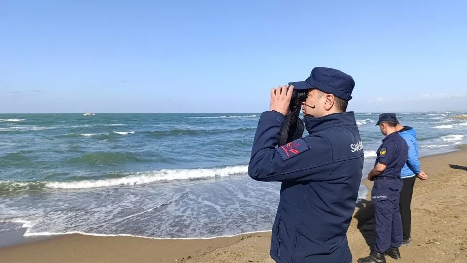 Denize giren 19 yaşındaki genç kayboldu! Ekipler genci bulmak için seferber oldu