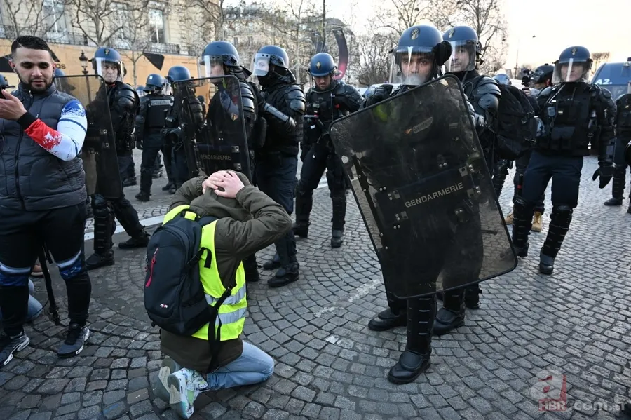 Fransa'da son dakika gelişmesi! Paris'te hayat durdu, gösteriler sürüyor 22
