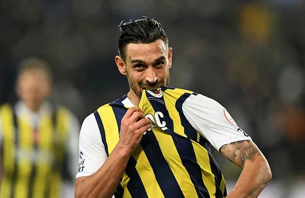 Kanarya tekrardan zirveye oturdu! Fenerbahçe 4-1 Sivasspor MAÇ SONUCU