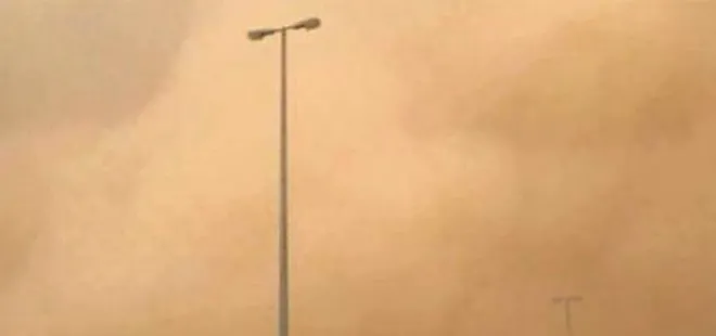 Hindistan’da kum fırtınası: 77 ölü