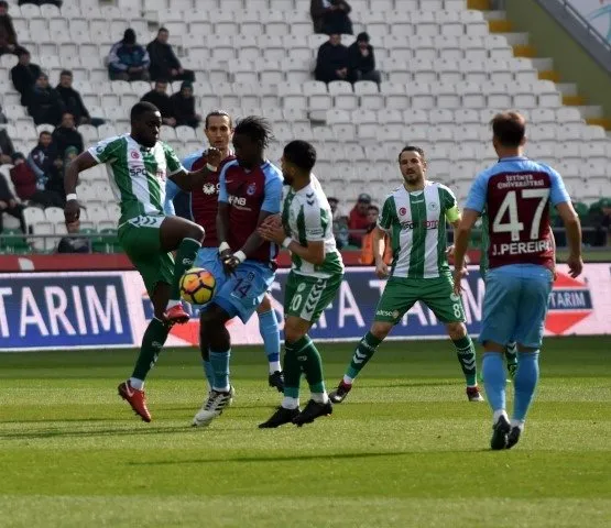 Atiker Konyaspor Trabzonspor maçından kareler