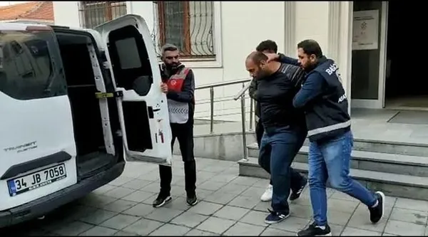 1687464353651.jpg Vahşi cinayette kan donduran detaylar! Bağcılar’da annesinin kafasını kesip sokağa atan Sayan hakim karşısında: Beraatimi istiyorum - 4