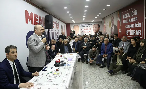 Mevlüt Çavuşoğlu: Ülkenin parçalanmasını isteyenler kirli ittifakın içinde